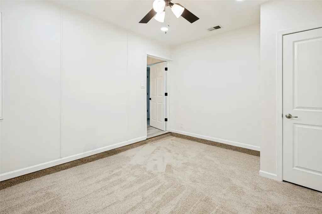 708 Glen Rock Place Arlington TX 76014
