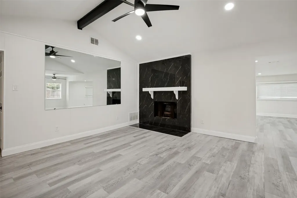 708 Glen Rock Place Arlington TX 76014