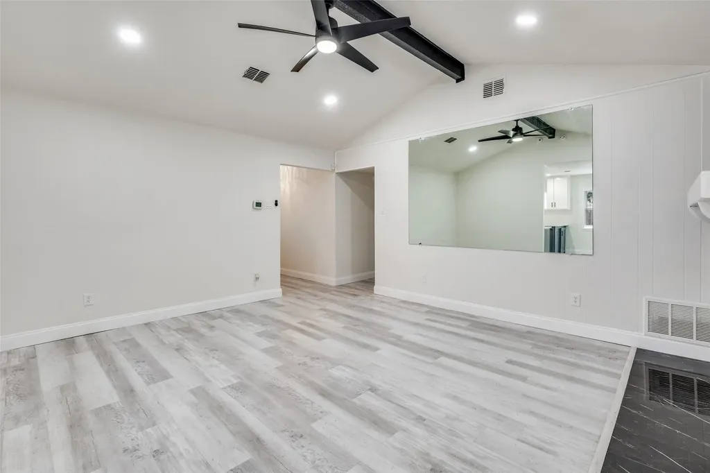 708 Glen Rock Place Arlington TX 76014