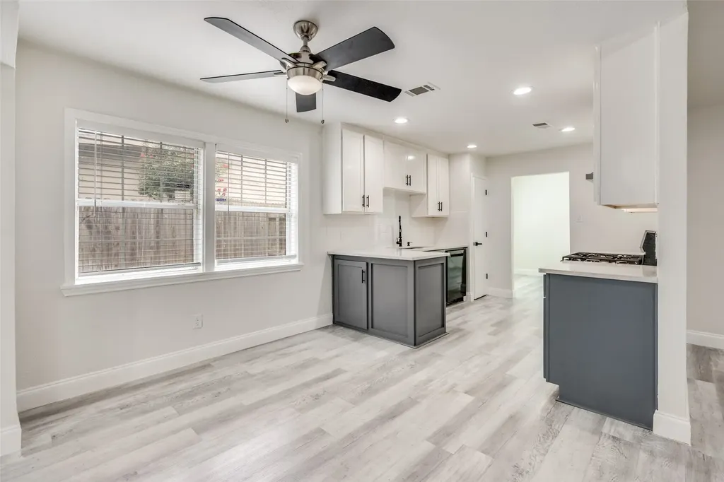 708 Glen Rock Place Arlington TX 76014