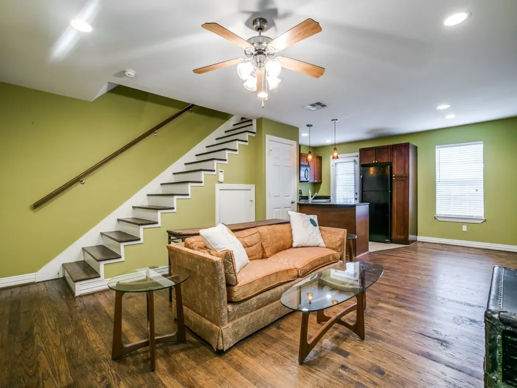4734A Bradford Drive Dallas TX 75219