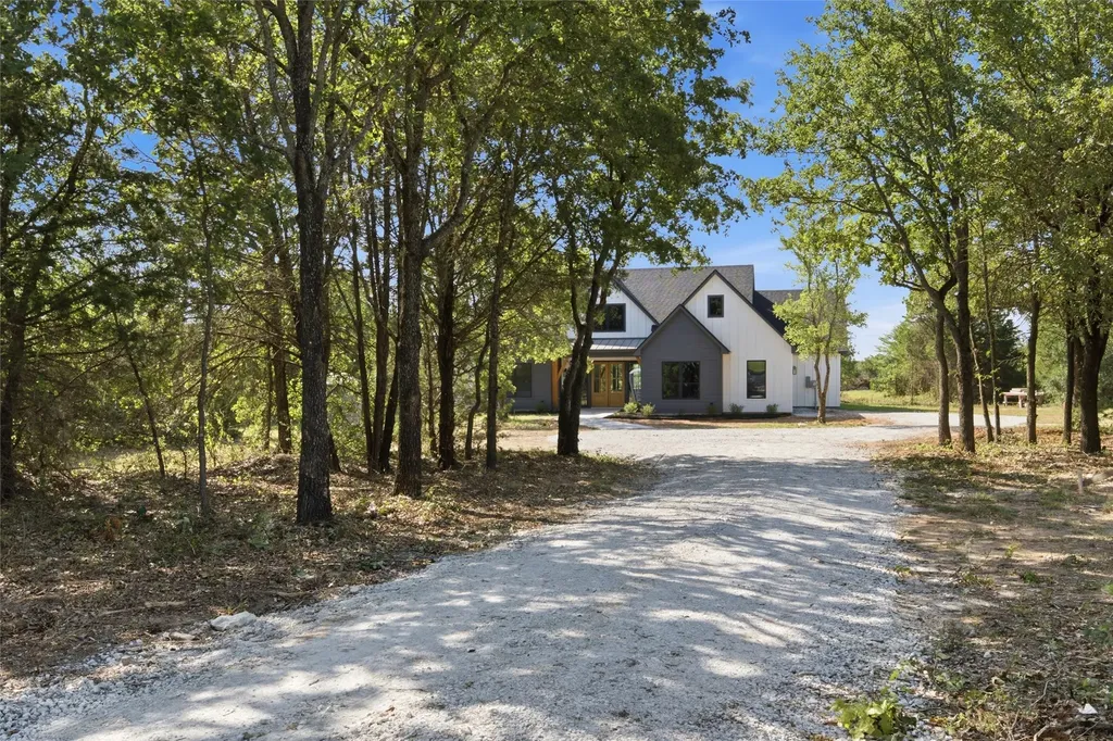 439 Pleasant Grove Road Waco TX 76705