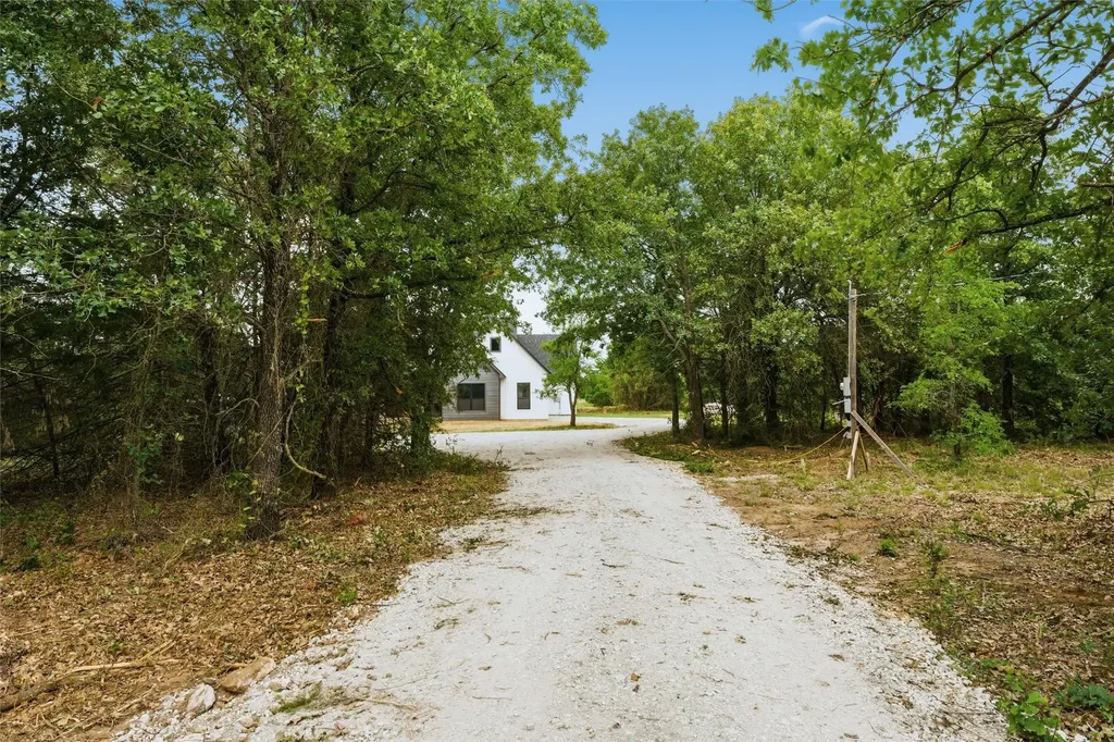 439 Pleasant Grove Road Waco TX 76705