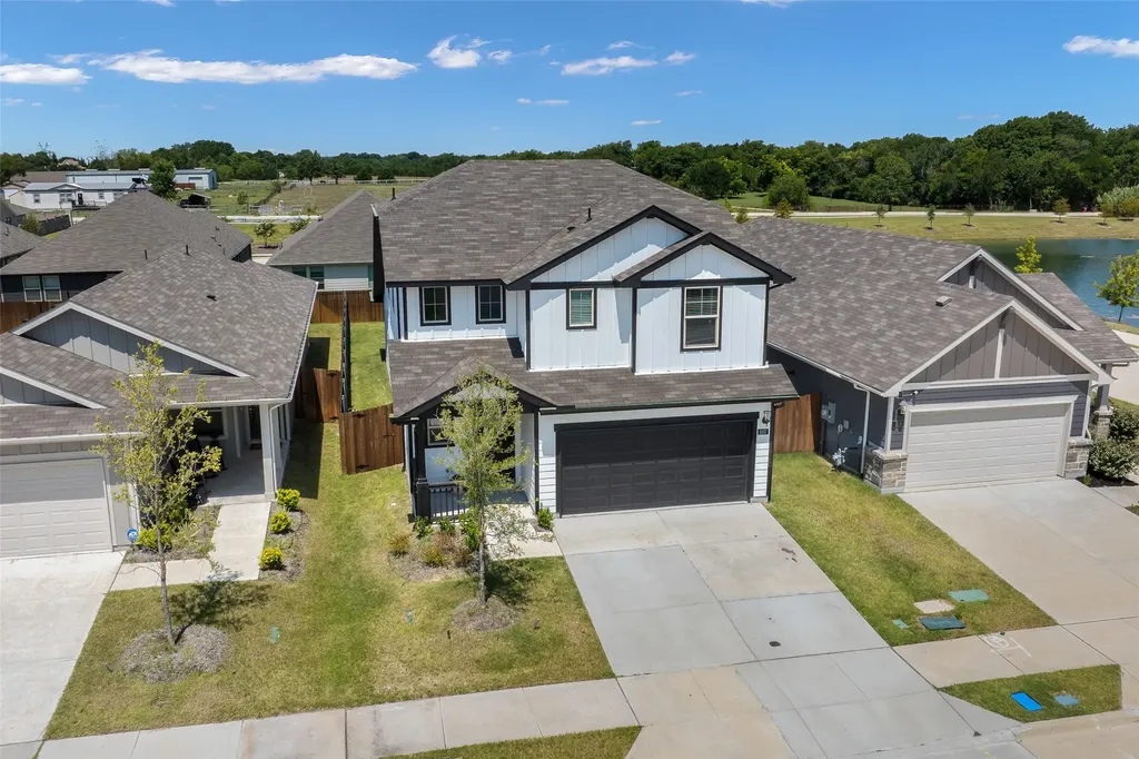 1037 Lakehaven Trail Lavon TX 75166