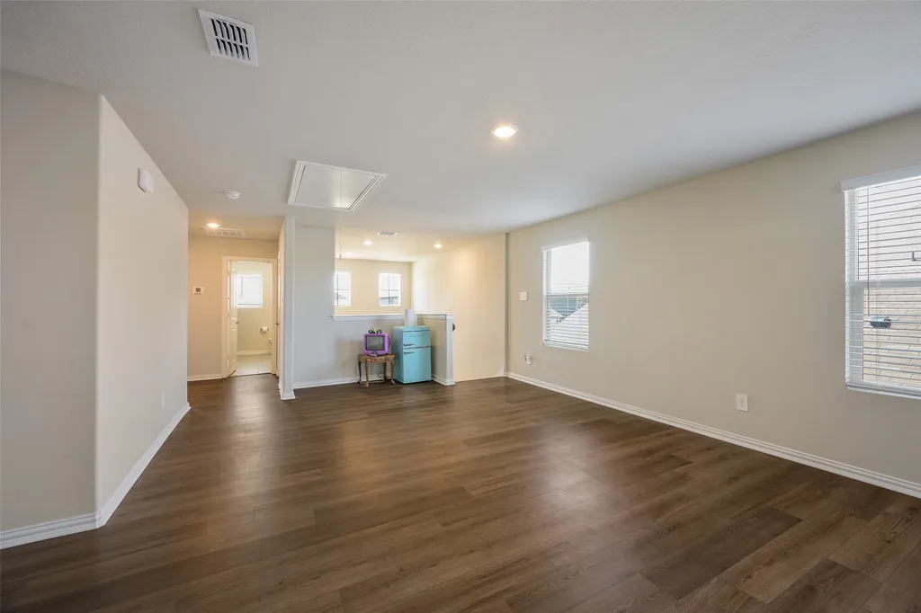 1037 Lakehaven Trail Lavon TX 75166