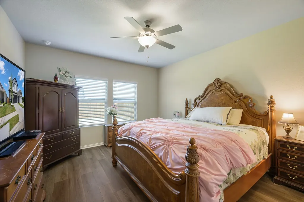 1037 Lakehaven Trail Lavon TX 75166