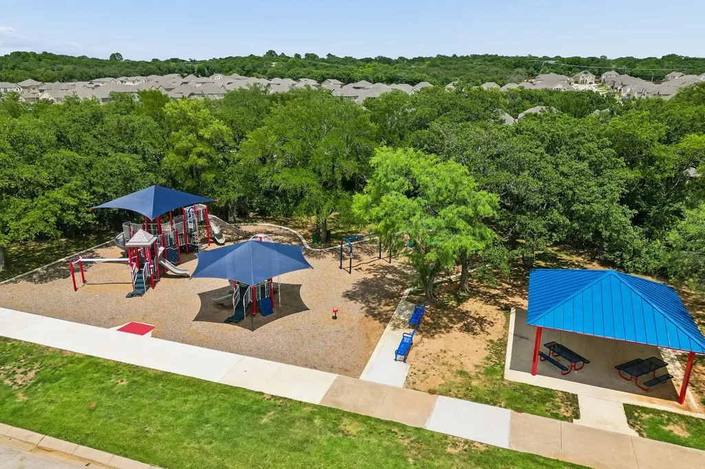313 Corral Acres Way Fort Worth TX 76120