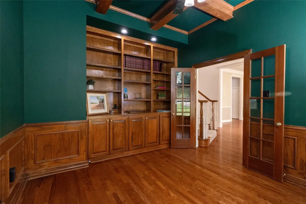 1917 Woodland Hills Lane Weatherford TX 76087