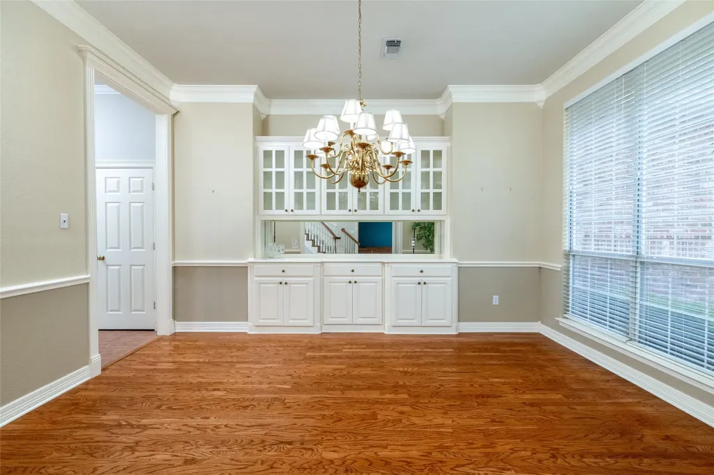 1917 Woodland Hills Lane Weatherford TX 76087