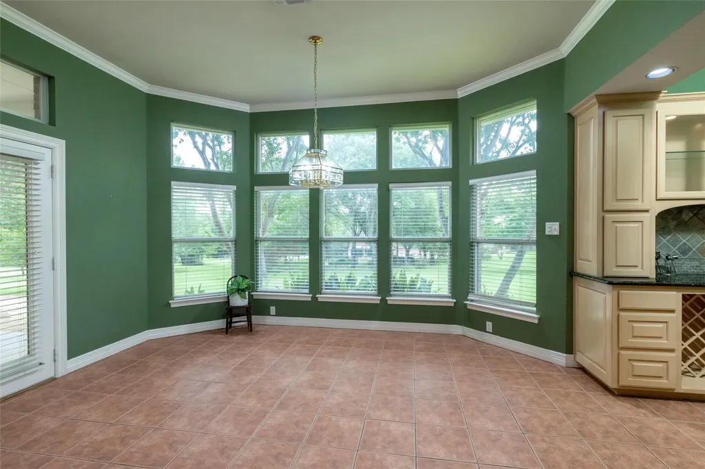 1917 Woodland Hills Lane Weatherford TX 76087