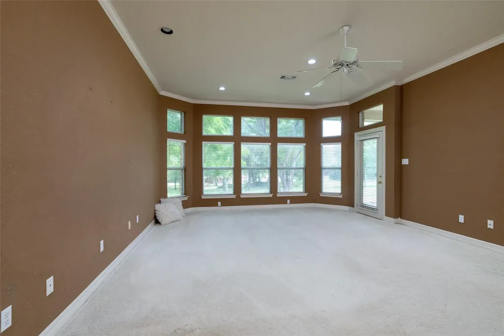 1917 Woodland Hills Lane Weatherford TX 76087