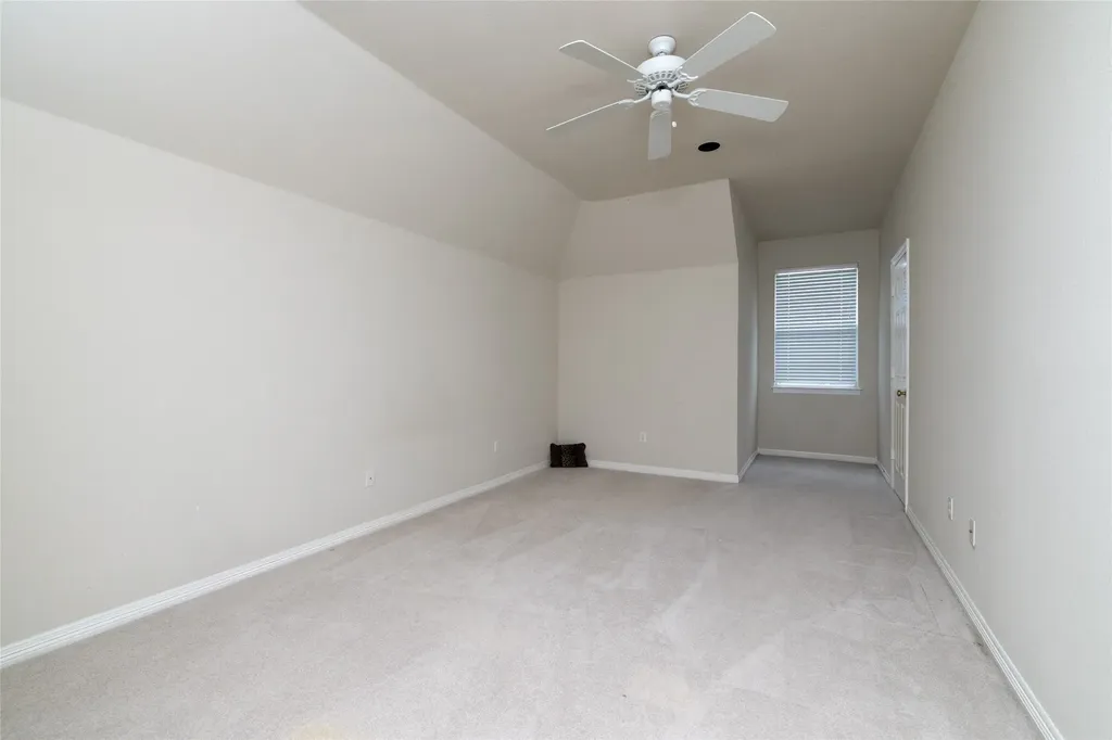 1917 Woodland Hills Lane Weatherford TX 76087
