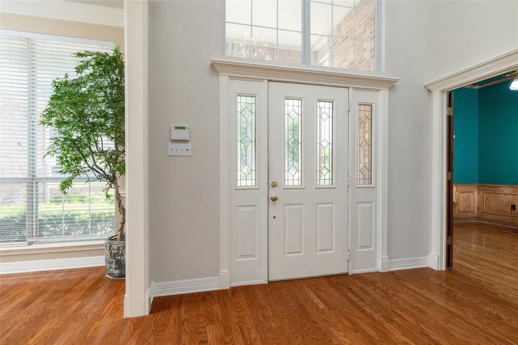 1917 Woodland Hills Lane Weatherford TX 76087