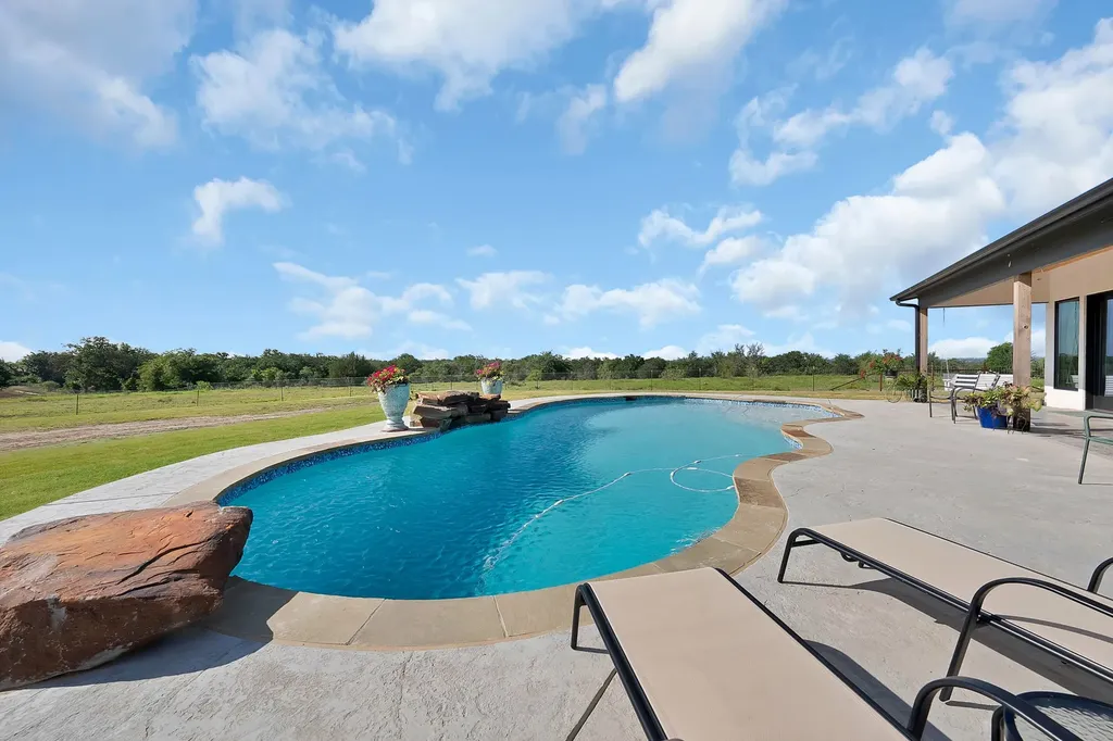 9855 S Us Highway 377 Dublin TX 76446