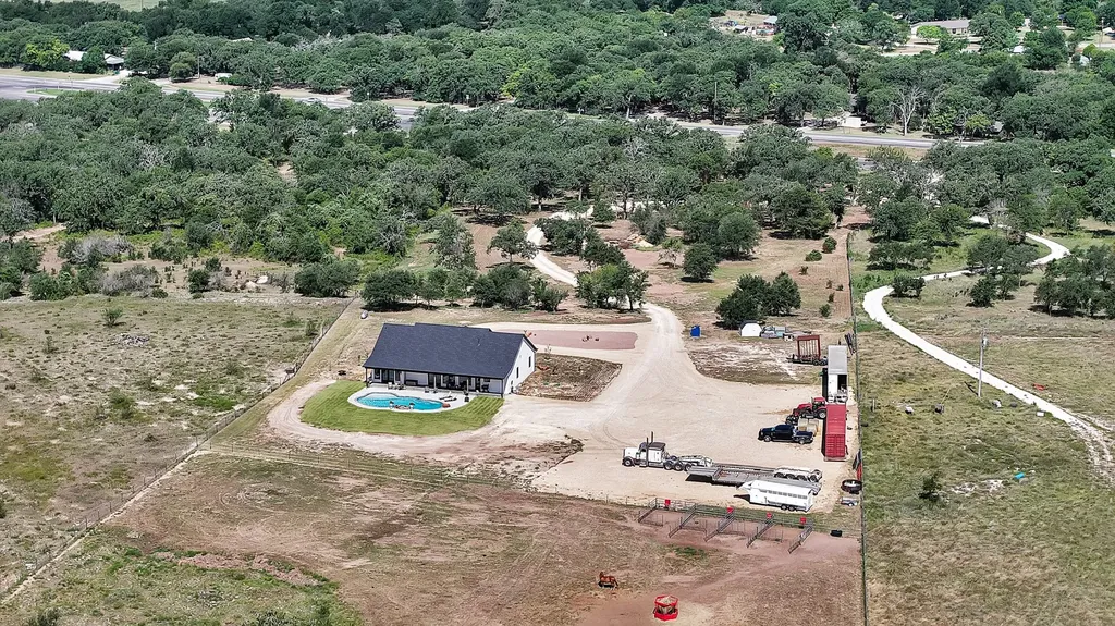 9855 S Us Highway 377 Dublin TX 76446