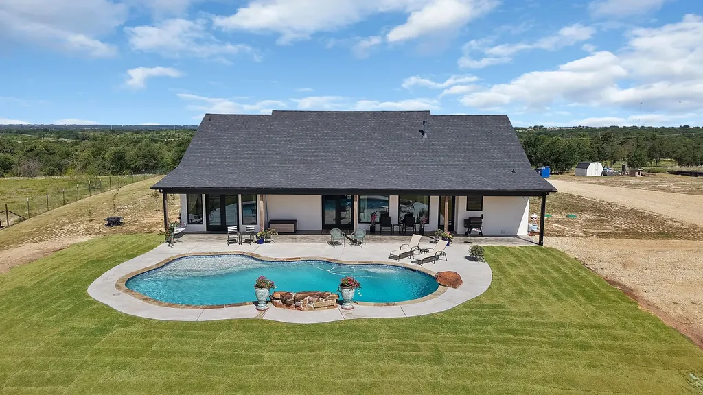 9855 S Us Highway 377 Dublin TX 76446