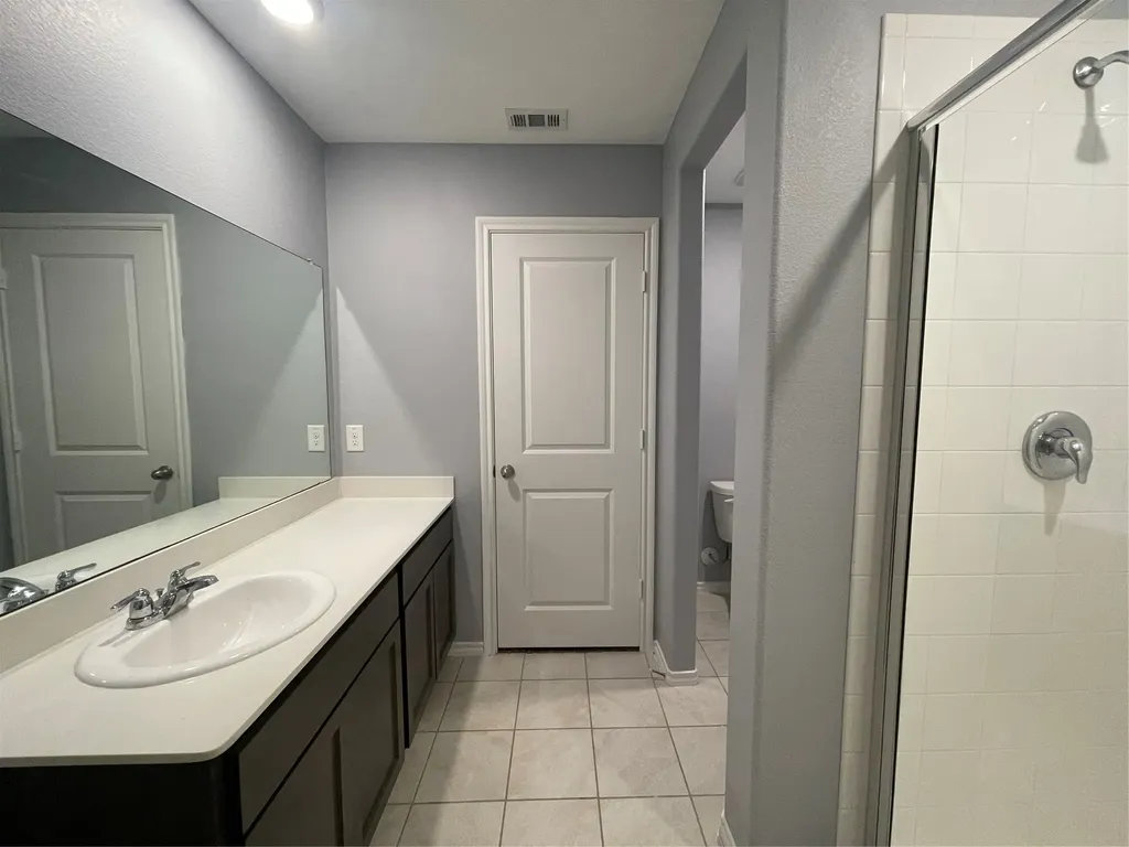 825 Alton Drive Aubrey TX 76227