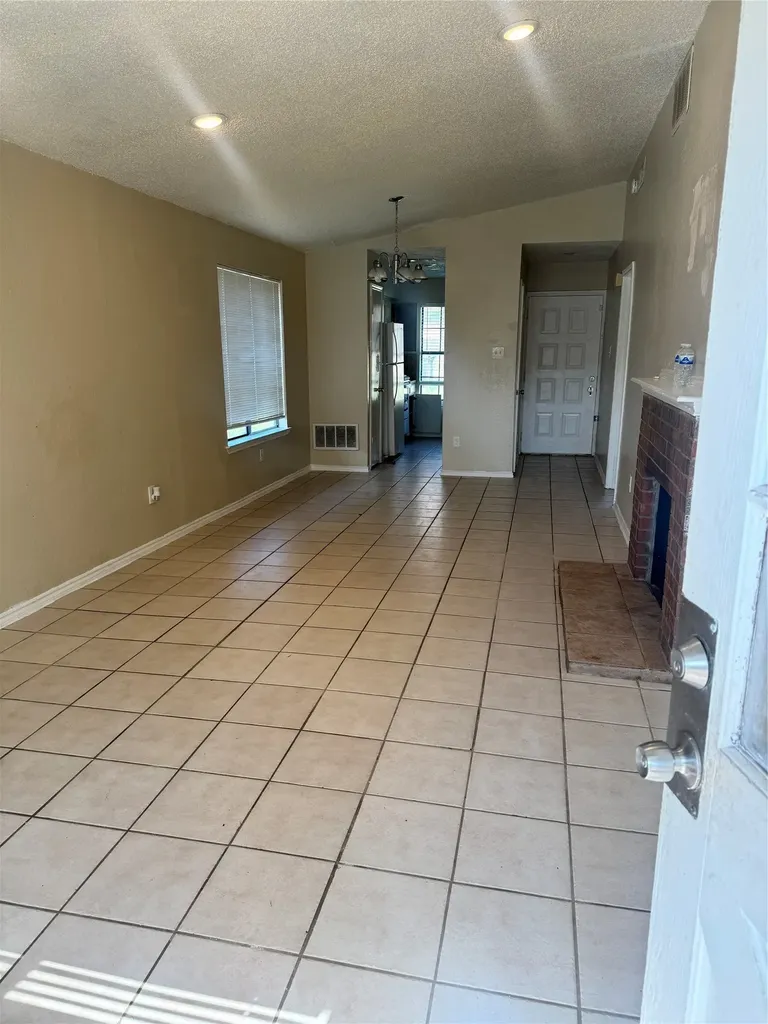 5617 Mansfield Road Arlington TX 76017