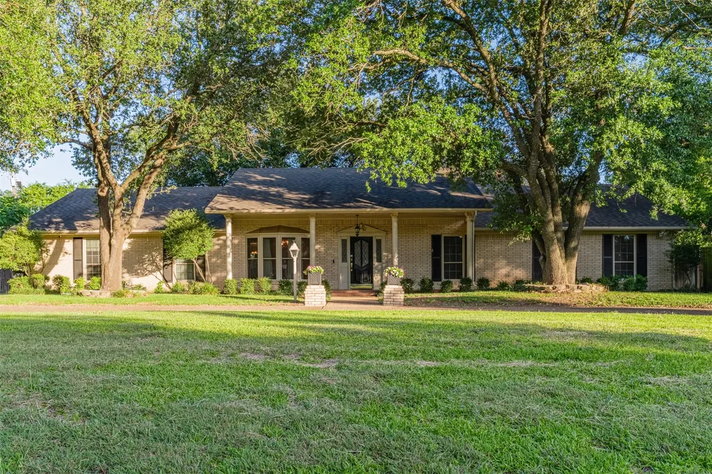 3400 Dever Drive Waco TX 76708