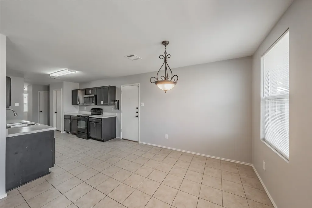 3015 Goldenrod Drive Lancaster TX 75134