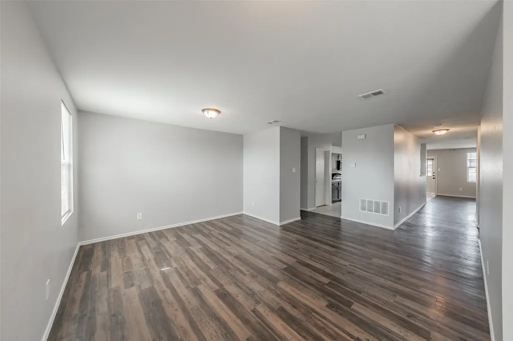 3015 Goldenrod Drive Lancaster TX 75134