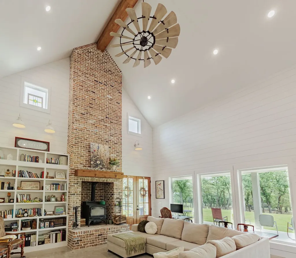 2094 Jim Harry Loop Sunset TX 76270