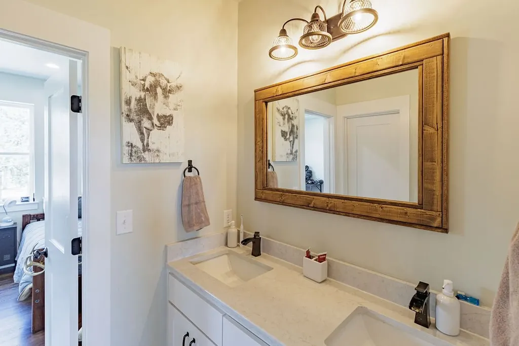 2094 Jim Harry Loop Sunset TX 76270