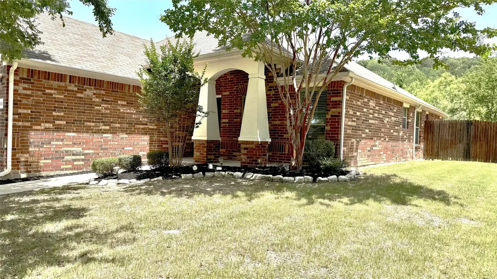 6440 Parkstone Way Dallas TX 75249