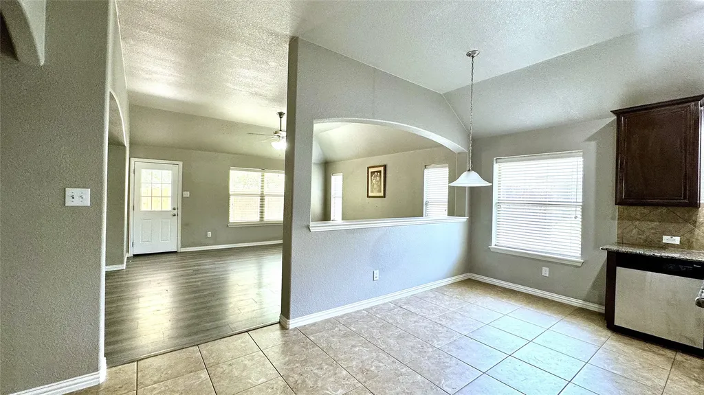 6440 Parkstone Way Dallas TX 75249