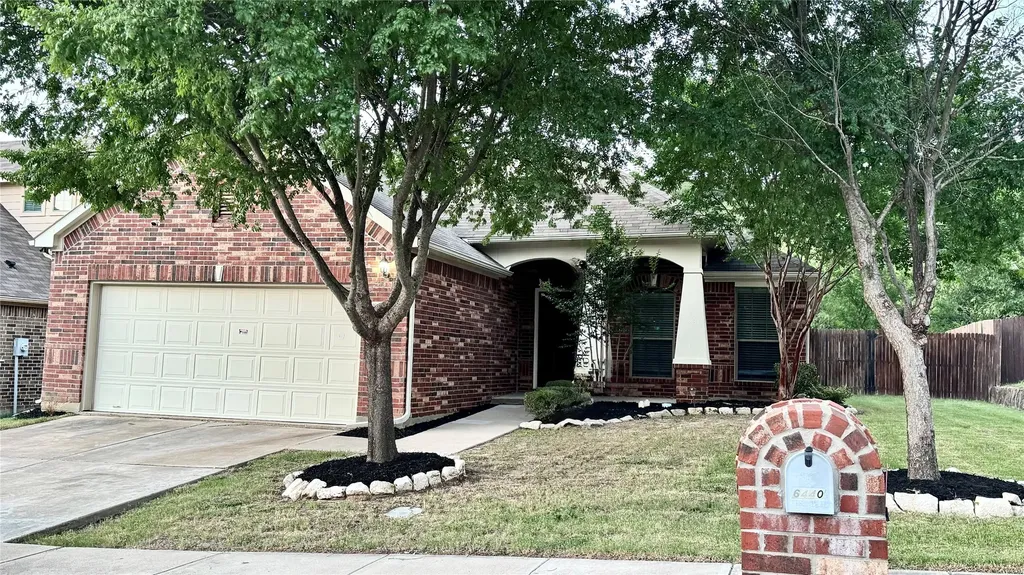 6440 Parkstone Way Dallas TX 75249
