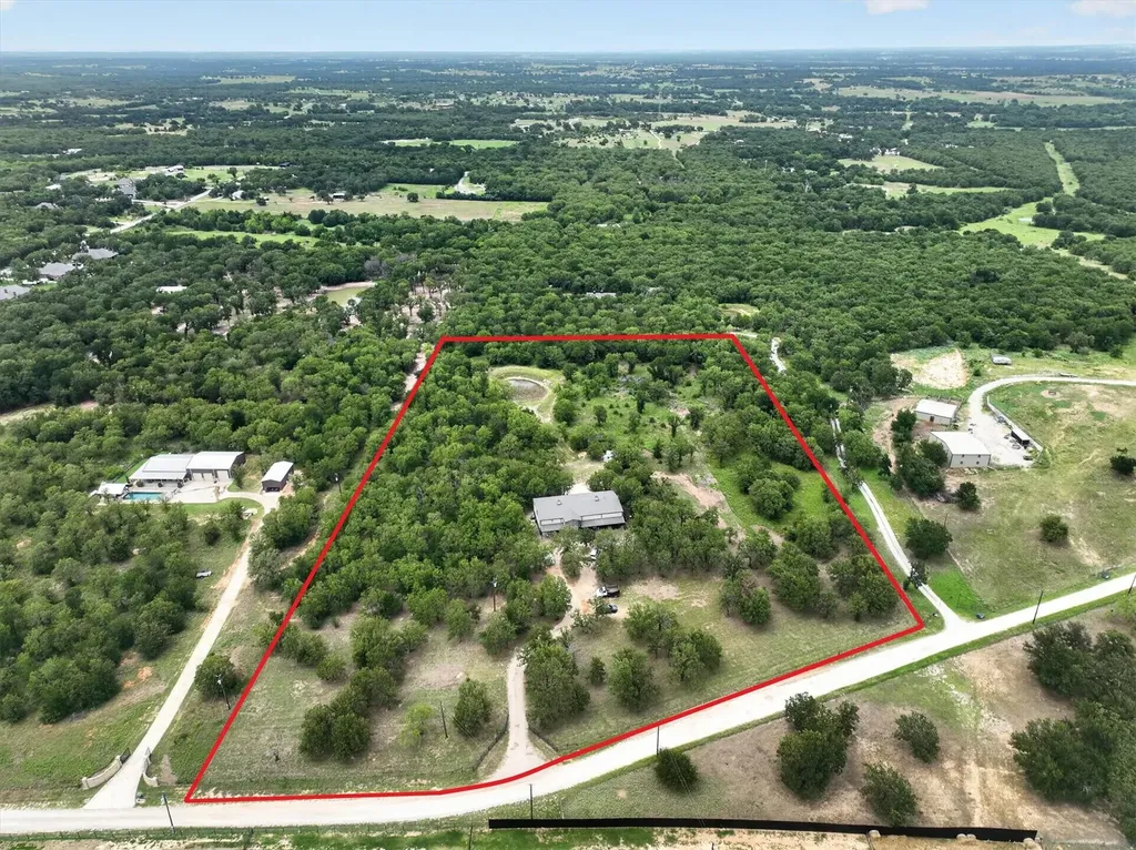 195 Private Road 3496 Paradise TX 76073
