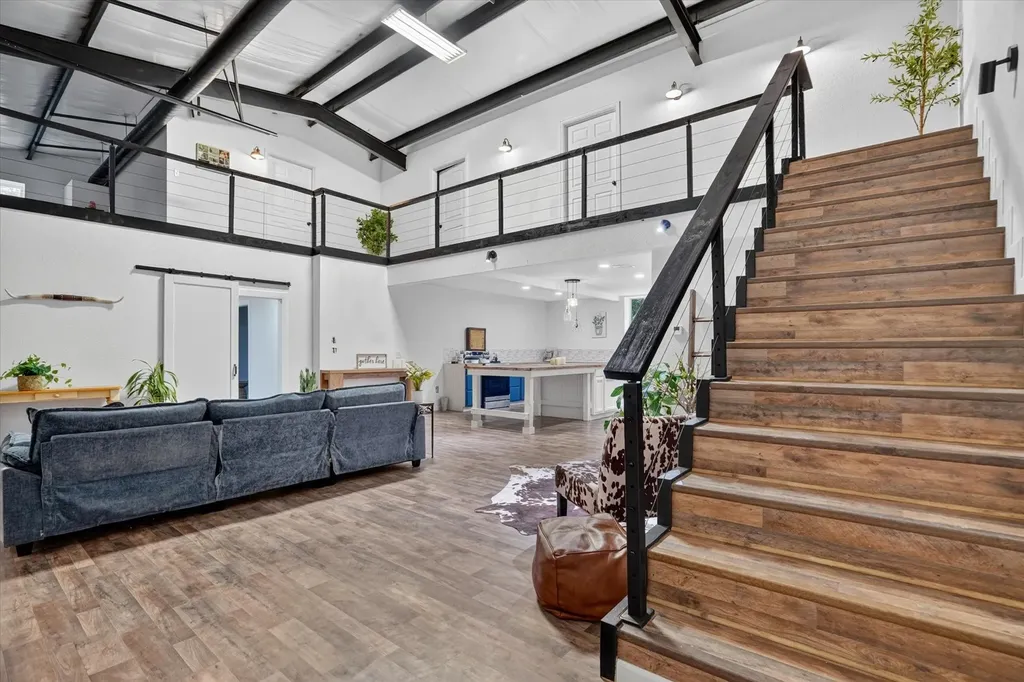 195 Private Road 3496 Paradise TX 76073