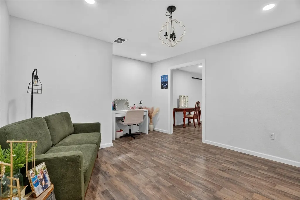 195 Private Road 3496 Paradise TX 76073