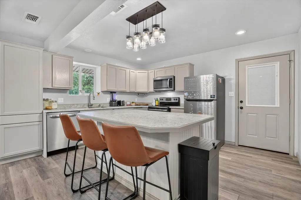 195 Private Road 3496 Paradise TX 76073