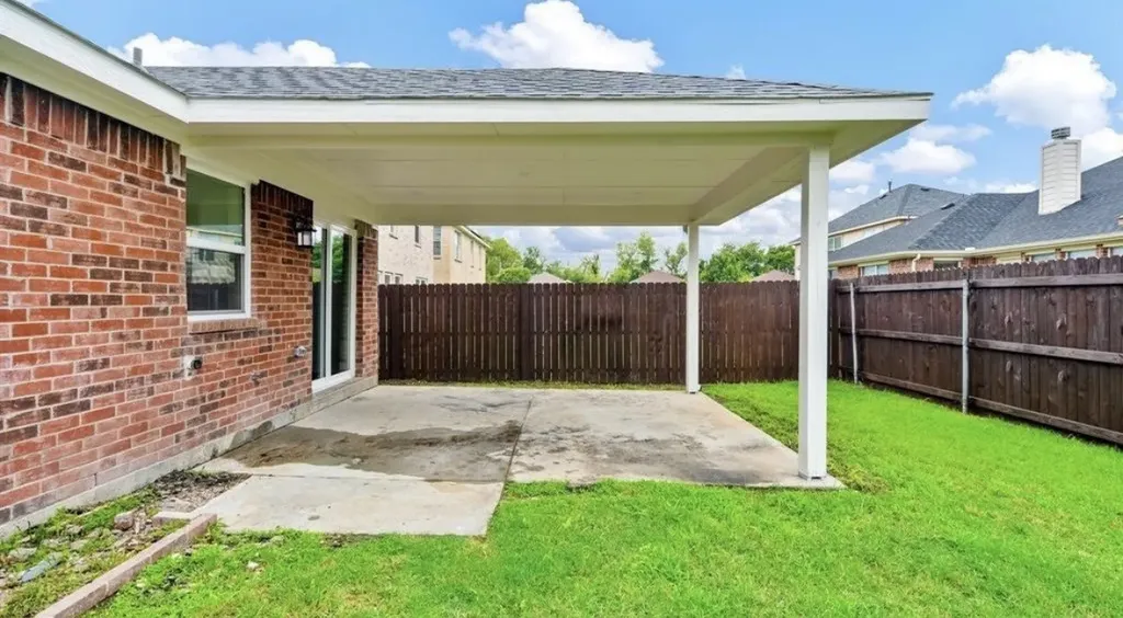 911 Hems Lane Arlington TX 76001