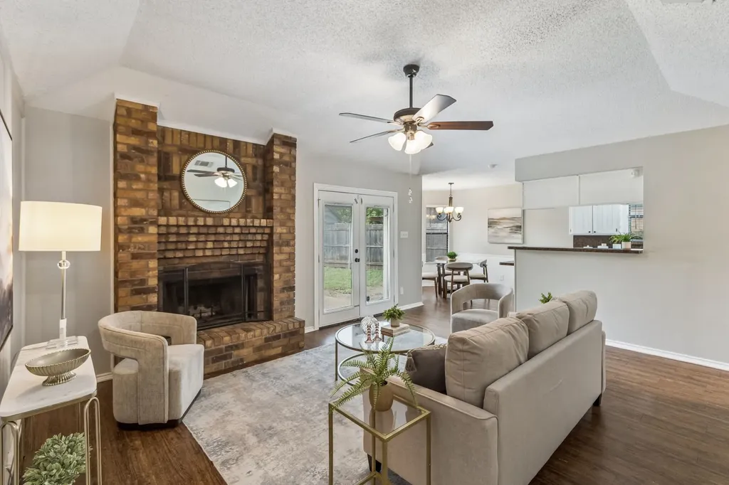 6308 Hunters Glen Drive Watauga TX 76148
