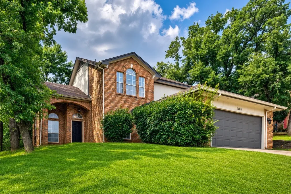 5112 Oak Gate Court Arlington TX 76016