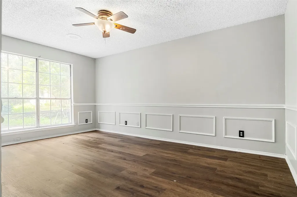 5112 Oak Gate Court Arlington TX 76016