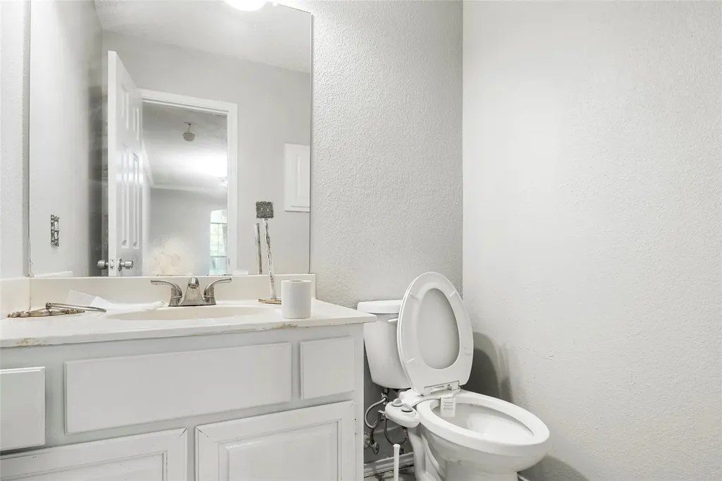 5112 Oak Gate Court Arlington TX 76016