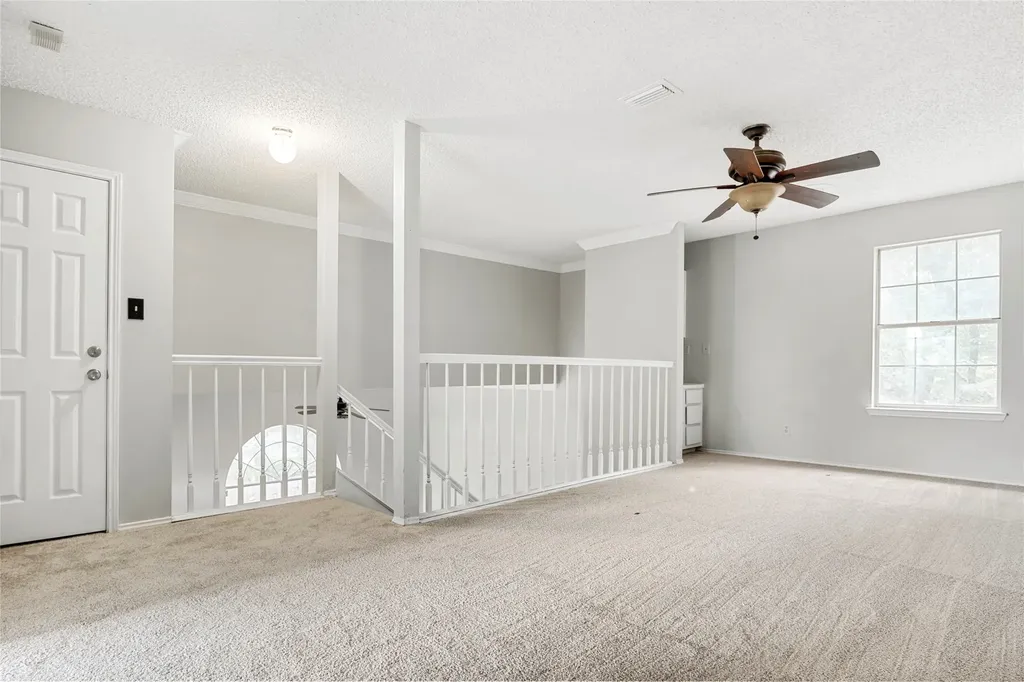 5112 Oak Gate Court Arlington TX 76016