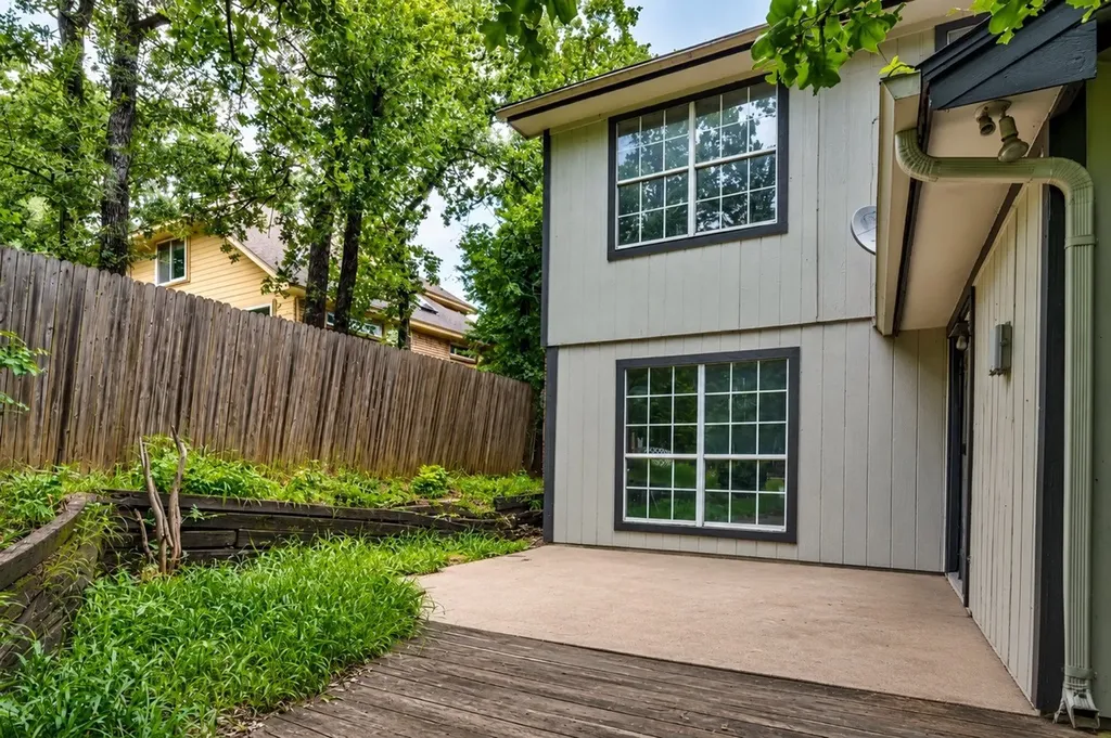 5112 Oak Gate Court Arlington TX 76016