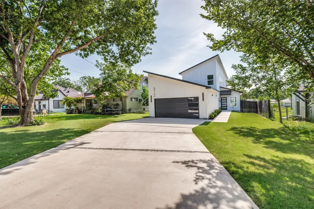 512 Phinney Avenue Cockrell Hill TX 75211