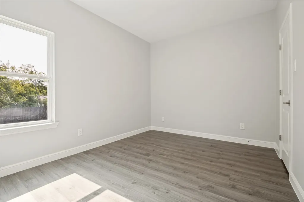 512 Phinney Avenue Cockrell Hill TX 75211