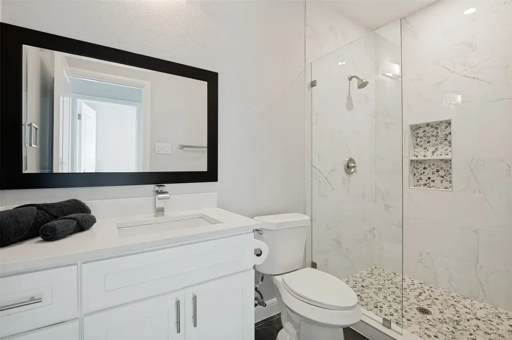 512 Phinney Avenue Cockrell Hill TX 75211