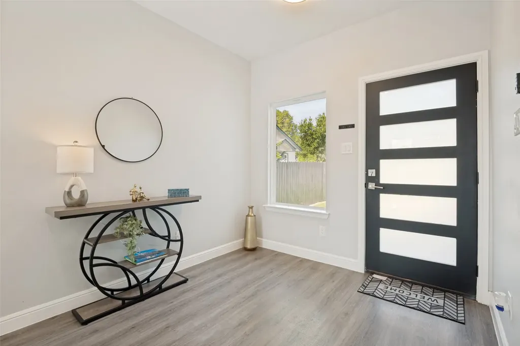 512 Phinney Avenue Cockrell Hill TX 75211