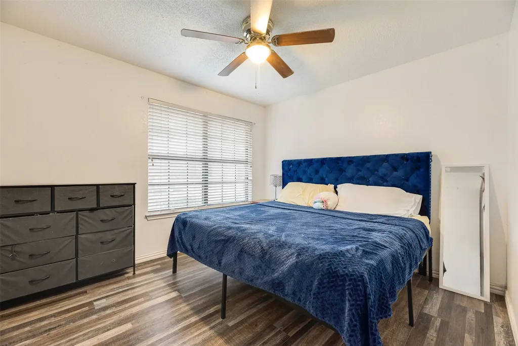 1613 Kingspoint Drive Carrollton TX 75007