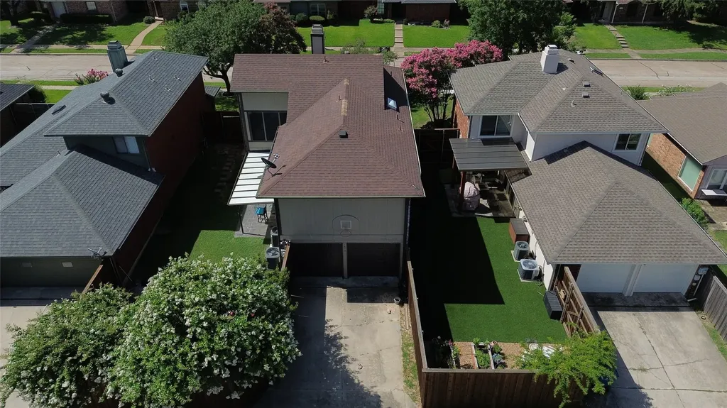 1613 Kingspoint Drive Carrollton TX 75007