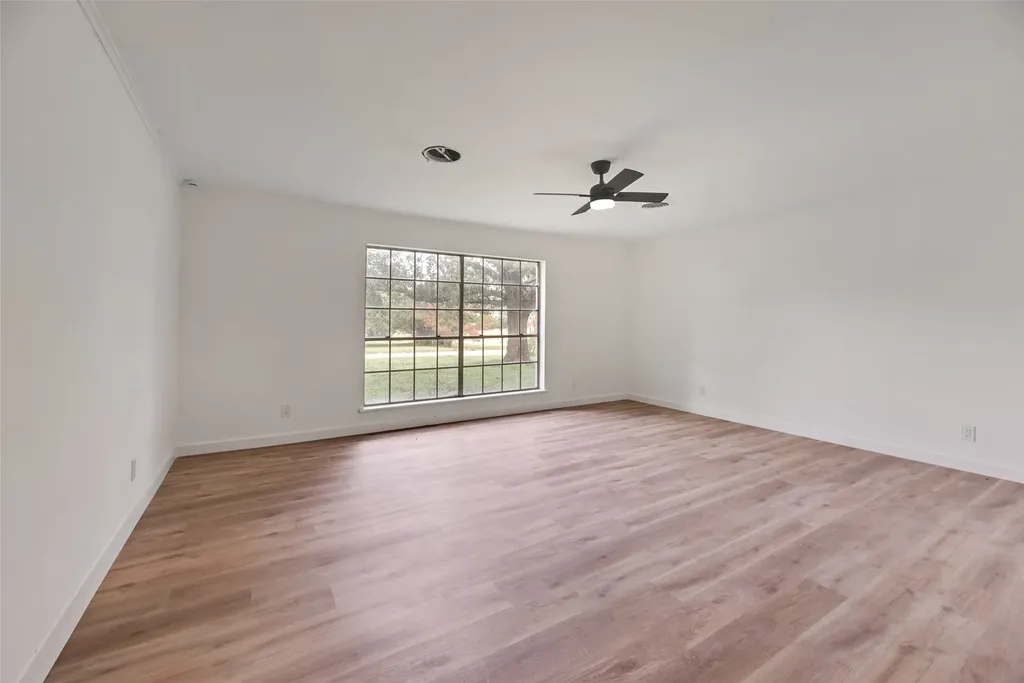 906 Mesquite Lane Mexia TX 76667