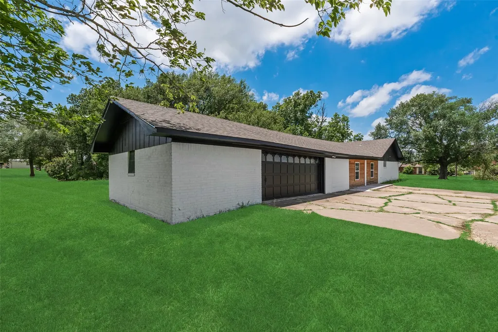 906 Mesquite Lane Mexia TX 76667