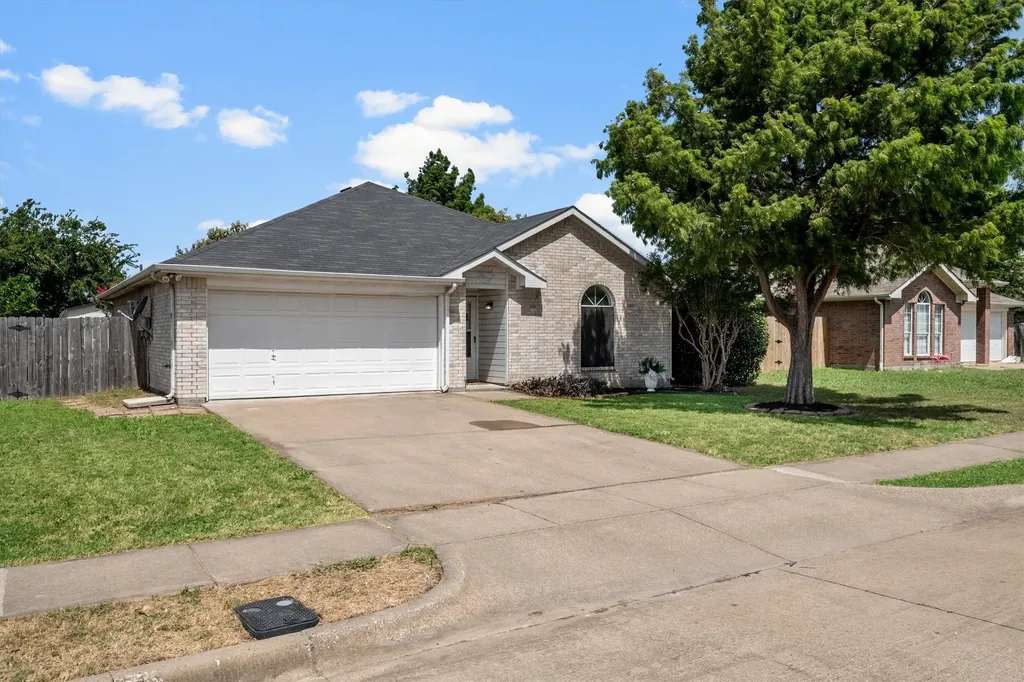 1309 Indian Wells Trail Midlothian TX 76065